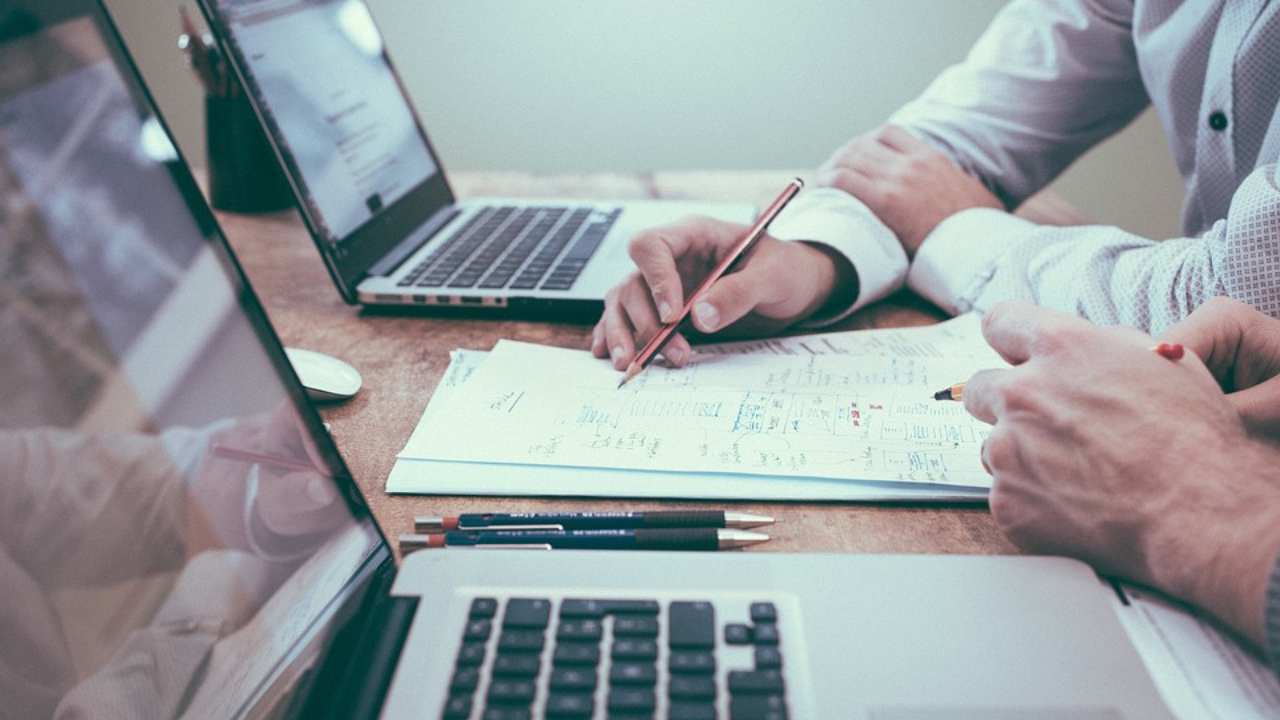 Executive assessment (1280 x 720 px)